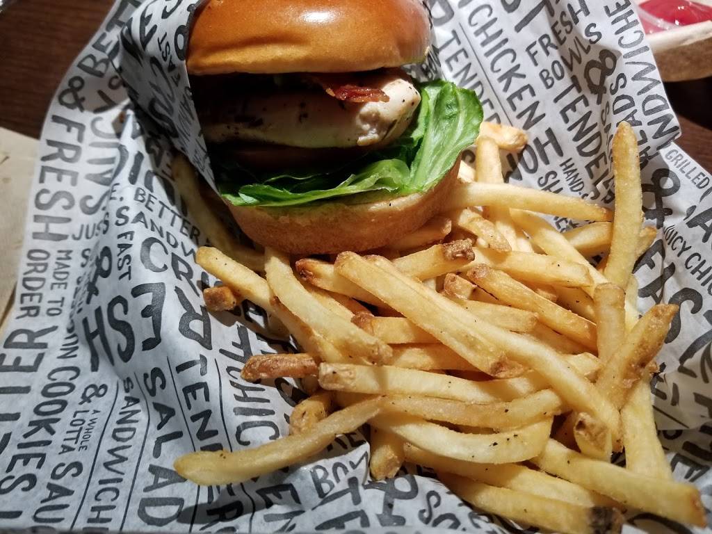 PDQ Restaurant | restaurant | 3333 W Hillsboro Blvd, Deerfield Beach, FL 33442, USA | 9542136063 OR +1 954-213-6063