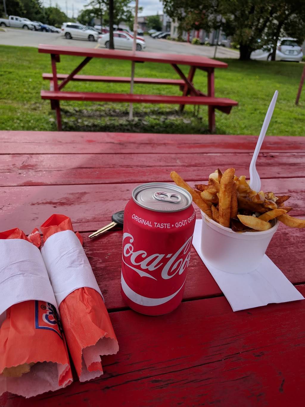 Claude Chip Wagon | restaurant | 3050 Hawthorne Rd, Ottawa, ON K1G 3J6, Canada | 6137369612 OR +1 613-736-9612