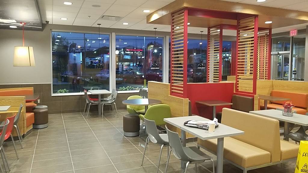 McDonalds | cafe | 2533 E Aurora Rd, Twinsburg, OH 44087, USA | 3304253011 OR +1 330-425-3011
