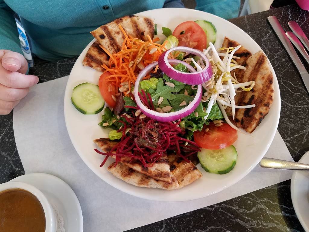 Cheeze Factory Restaurant | restaurant | 618 Oak St, Baraboo, WI 53913, USA | 6084484804 OR +1 608-448-4804