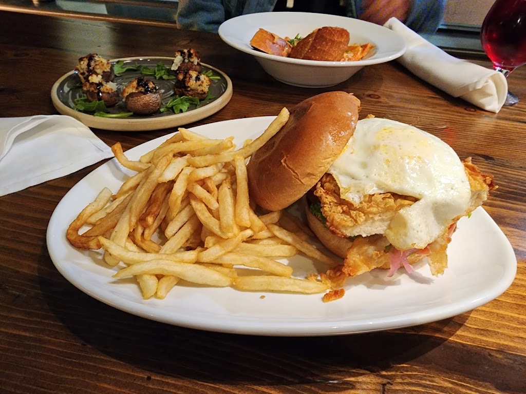 Alehouse & Bistro | restaurant | 707 1st St, Gilroy, CA 95020, USA | 4087672673 OR +1 408-767-2673