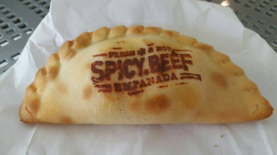 Half Moon Empanadas | restaurant | 11299 SW 8th St, Miami, FL 33182, USA | 3053488409 OR +1 305-348-8409