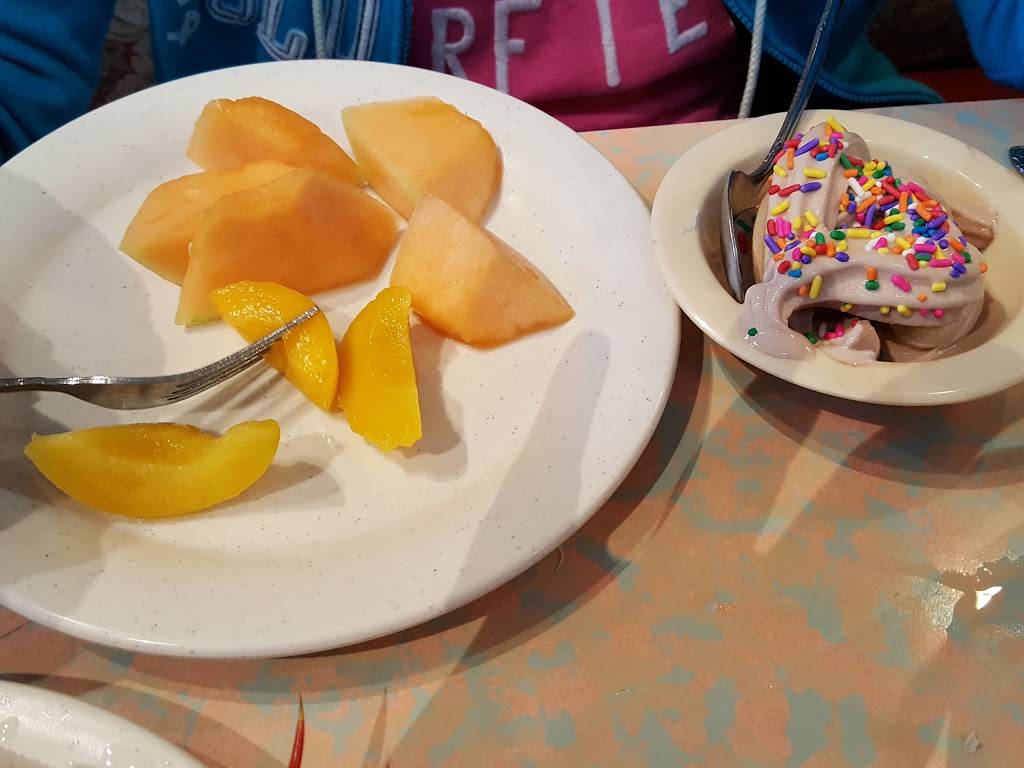 Great Moon Chinese Buffet | restaurant | 1795 Pennsylvania Ave, Fairfield, CA 94533, USA | 7074266886 OR +1 707-426-6886