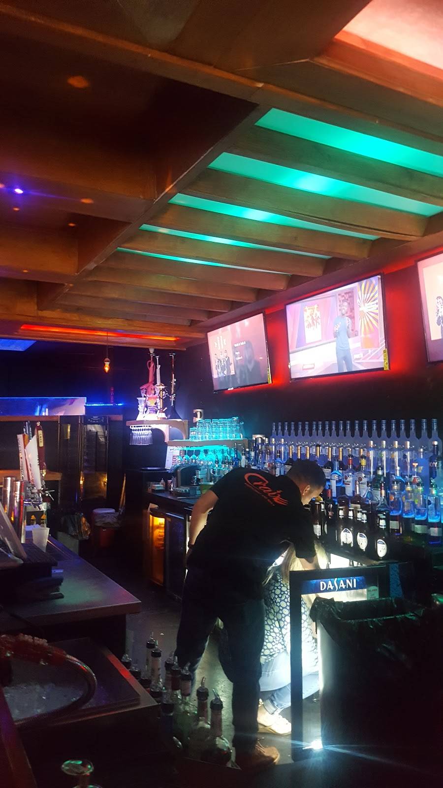 Crave Restaurant and Bar | restaurant | 2001 E Fowler Ave suite b, Tampa, FL 33612, USA | 8134881753 OR +1 813-488-1753