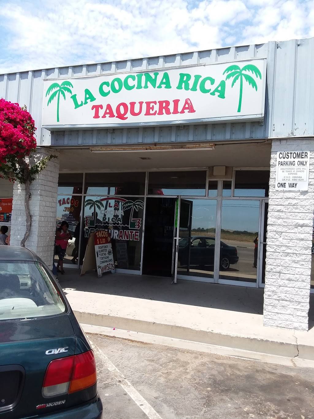 La Cocina Rica Restaurant | restaurant | 201 W Hueneme Rd, Oxnard, CA 93033, USA | 8054888086 OR +1 805-488-8086