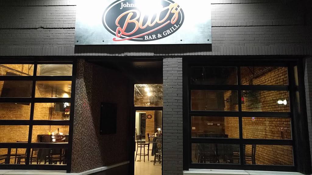 Johnnys Blitz | restaurant | 20 N Cass Ave, Westmont, IL 60559, USA | 6305419015 OR +1 630-541-9015