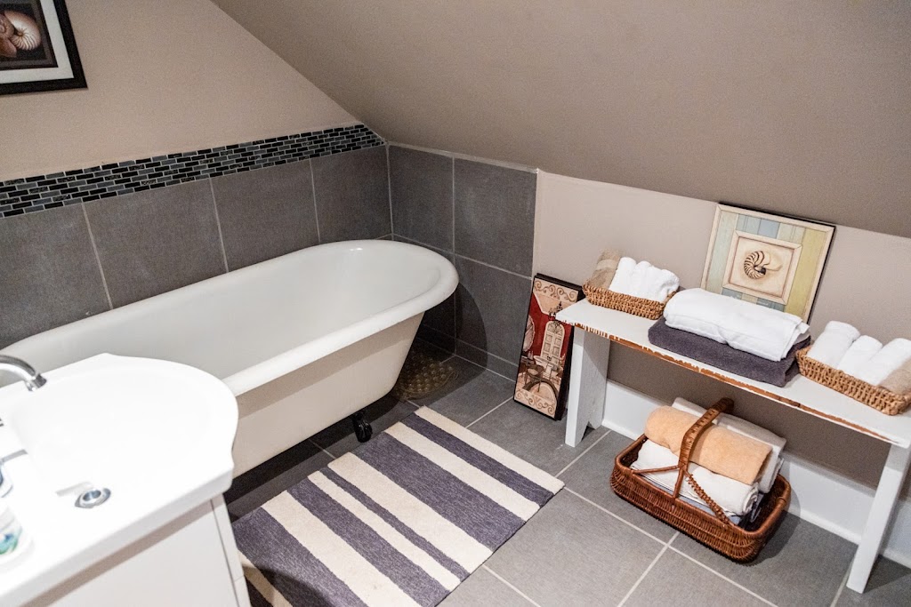 The Guest House Inn | restaurant | 323 Richmond Rd, Lancaster, KY 40444, USA | 8595831716 OR +1 859-583-1716