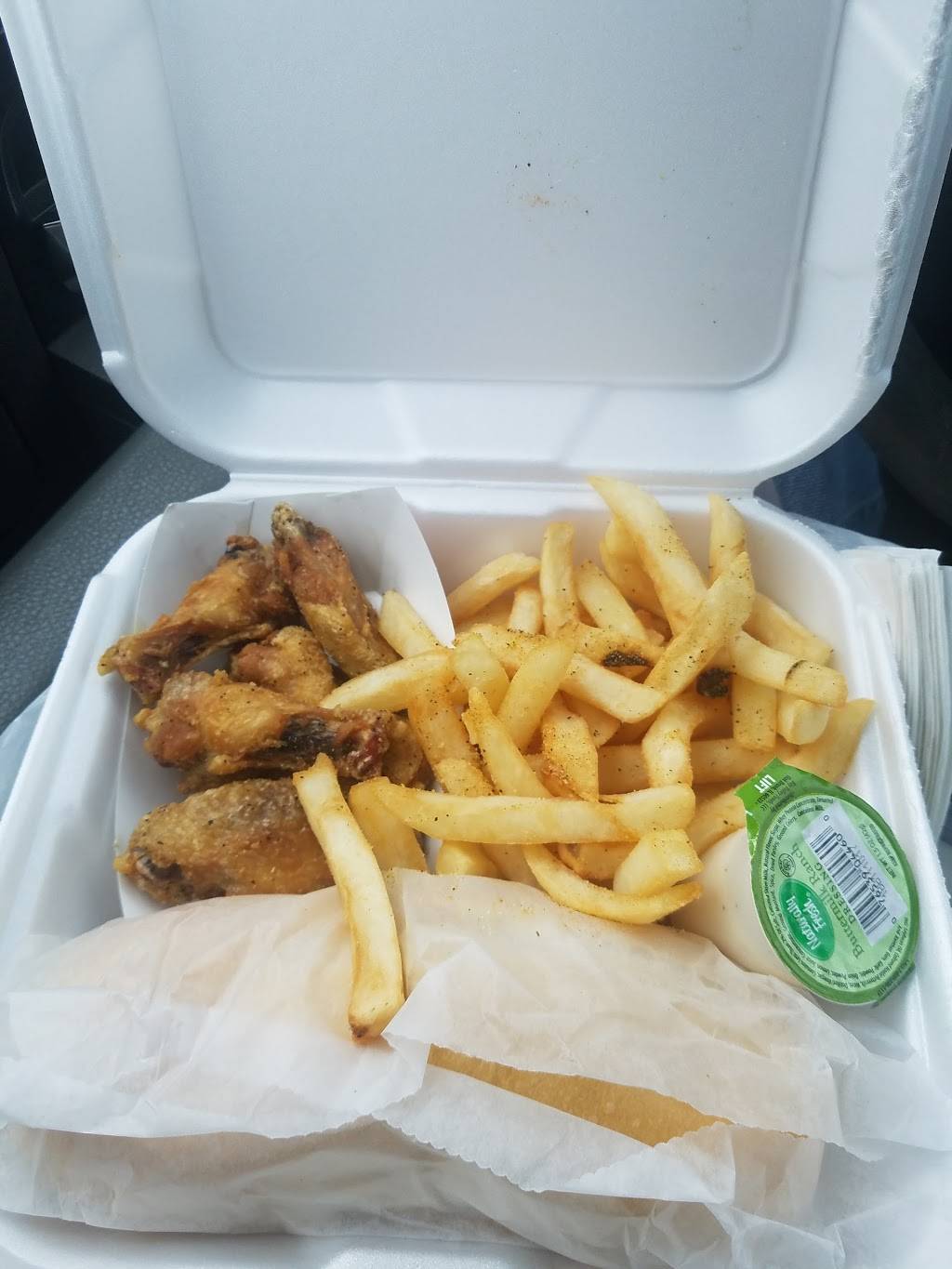 American Deli | restaurant | 2004 Auburn Ave #1708, Columbus, GA 31906, USA | 7065684895 OR +1 706-568-4895