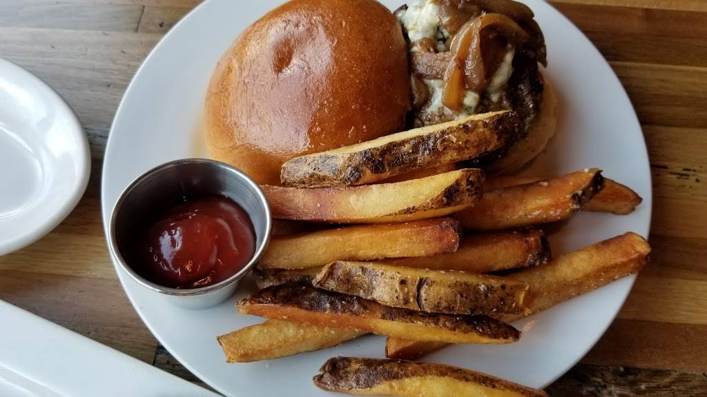 George and the Dragon | restaurant | 813 W 50th St, Minneapolis, MN 55419, USA | 6122081047 OR +1 612-208-1047