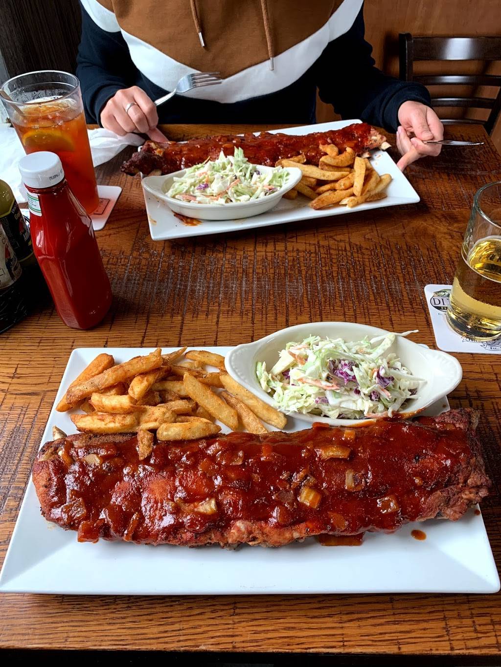 Doc Fords Rum Bar and Grille | restaurant | 2500 Island Inn Rd, Sanibel, FL 33957, USA | 2394728311 OR +1 239-472-8311