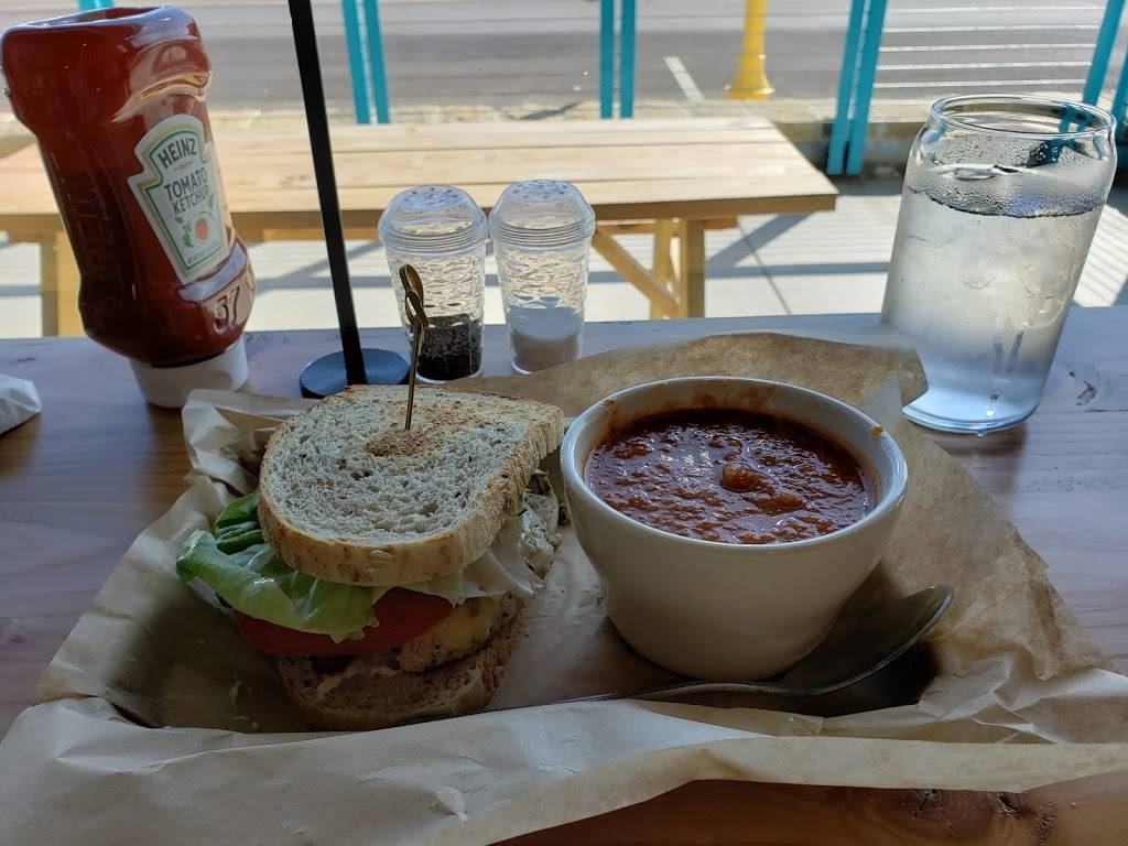 Revival Eastside Eatery | restaurant | 704 Elm Ave, Waco, TX 76704, USA | 2543391401 OR +1 254-339-1401