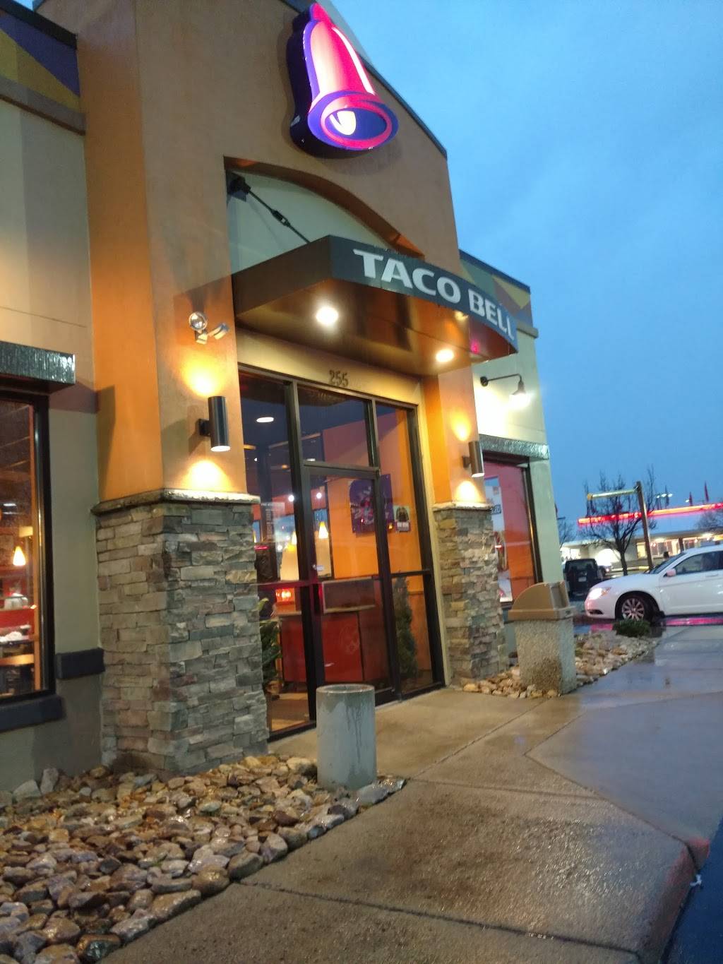 Taco Bell | meal takeaway | 255 Garrisonville Rd, Stafford, VA 22554, USA | 5407200764 OR +1 540-720-0764