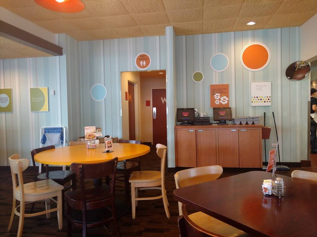 Village Inn | bakery | 22601 FL-54, Land O Lakes, FL 34639, USA | 8139094906 OR +1 813-909-4906