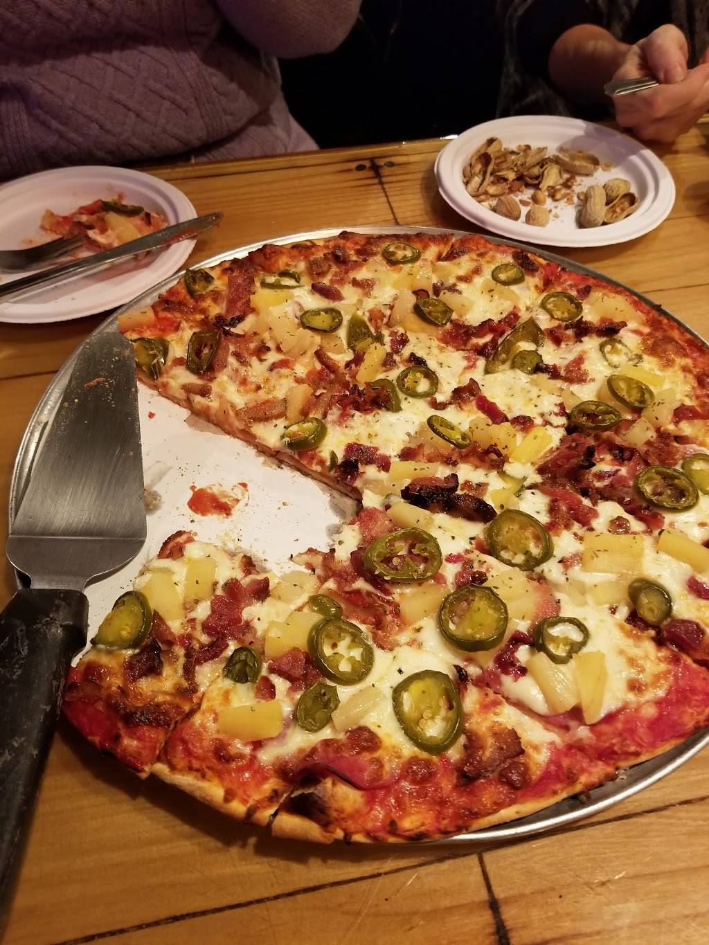Bills Pizza & Pub | restaurant | 624 S Lake St, Mundelein, IL 60060, USA | 8475665380 OR +1 847-566-5380