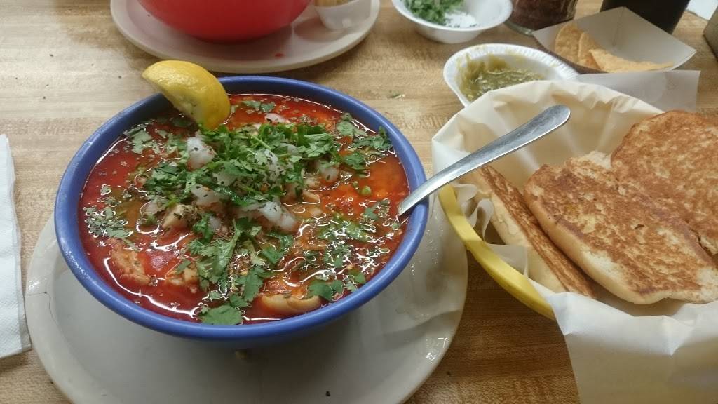 Lucky Cafe | cafe | 3831 Alameda Ave, El Paso, TX 79905, USA | 9155322834 OR +1 915-532-2834