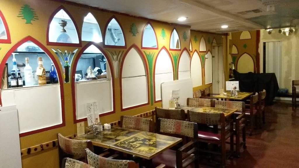 Beirut Falafel Hut | restaurant | 917 Yosemite Blvd, Modesto, CA 95354, USA | 2095579454 OR +1 209-557-9454