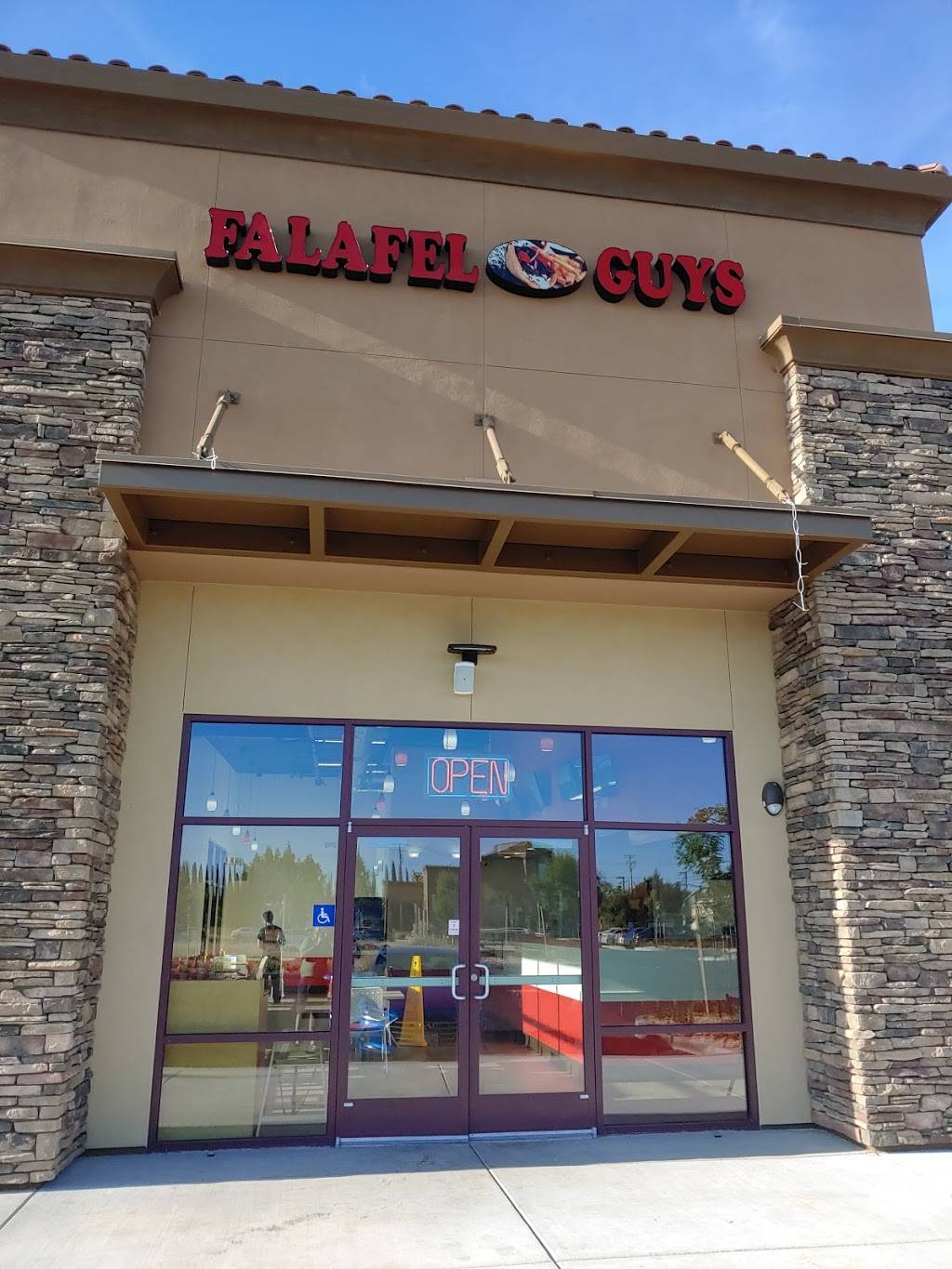 Falafel Guys | restaurant | 362 N Walton Ave, Yuba City, CA 95993, USA | 5306457200 OR +1 530-645-7200