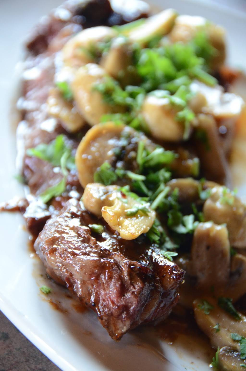 Three Guys & A Grill | restaurant | W7039 County Rd S R, Elkhart Lake, WI 53020, USA | 9208762535 OR +1 920-876-2535