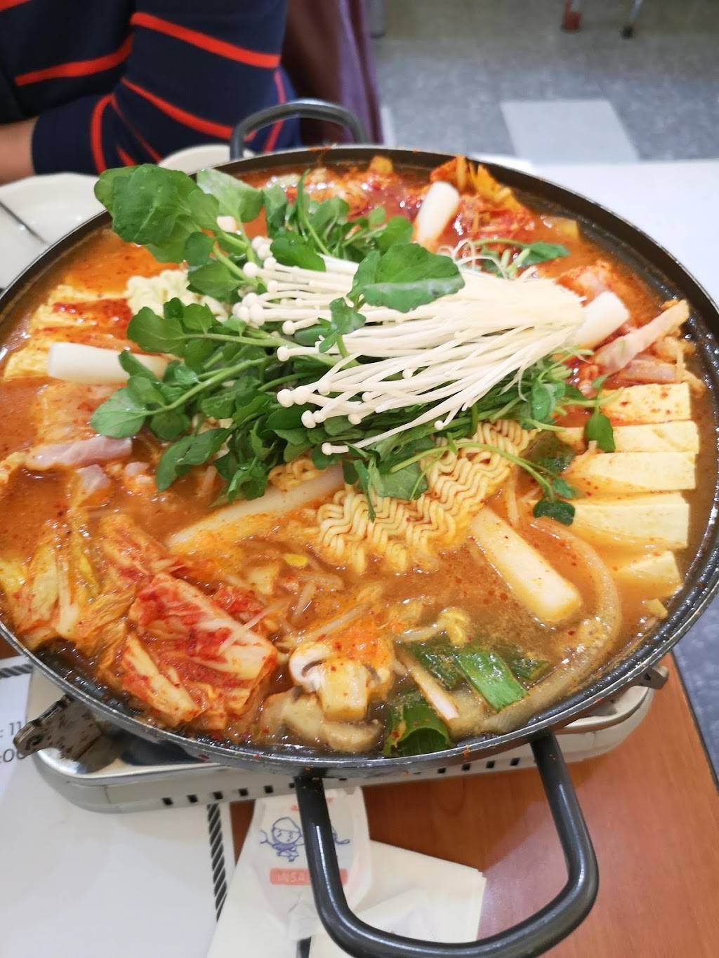 Insadong Restaurant | restaurant | 4941 Dundas St W, Etobicoke, ON M9A 1B6, Canada | 4167460777 OR +1 416-746-0777
