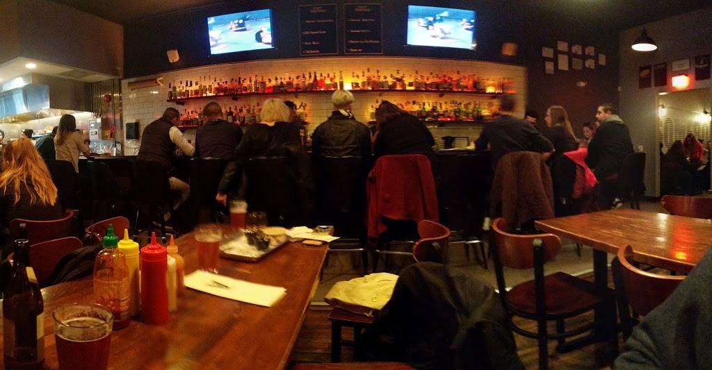 The Vanguard | restaurant | 2659 S Kinnickinnic Ave, Milwaukee, WI 53207, USA | 4145393593 OR +1 414-539-3593