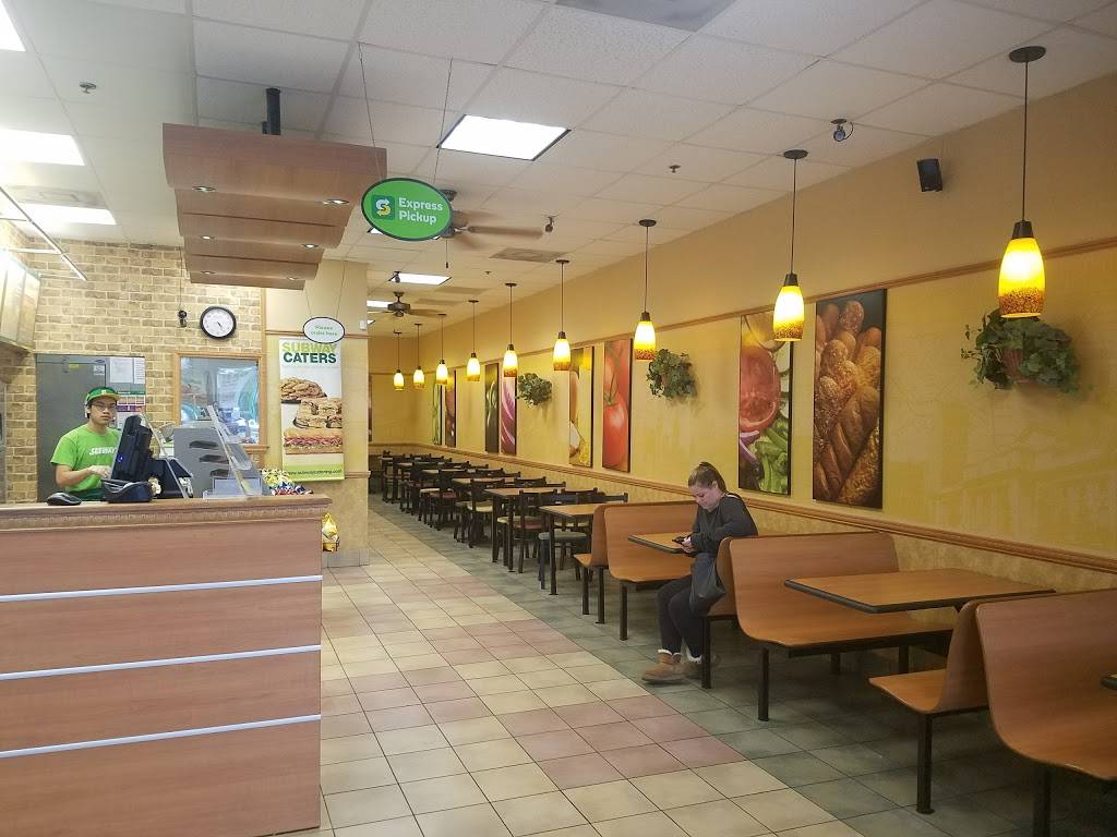 Subway Restaurants | restaurant | 12620-10 Beach Blvd, Jacksonville, FL 32246, USA | 9049969435 OR +1 904-996-9435