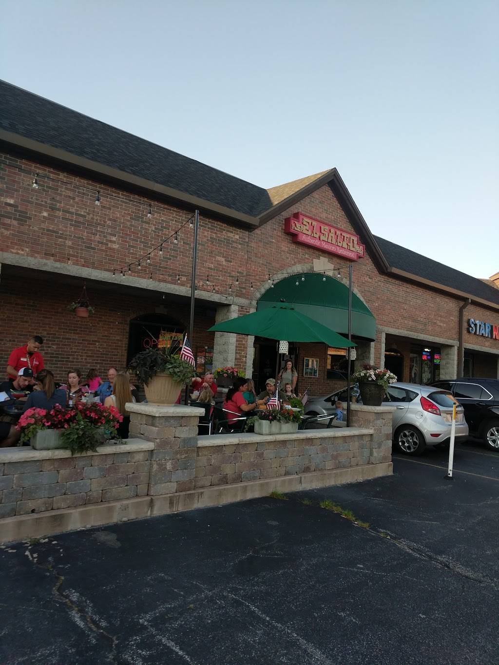 El Salto Restaurant | restaurant | 3304 Calumet Ave, Valparaiso, IN 46383, USA | 2194620100 OR +1 219-462-0100