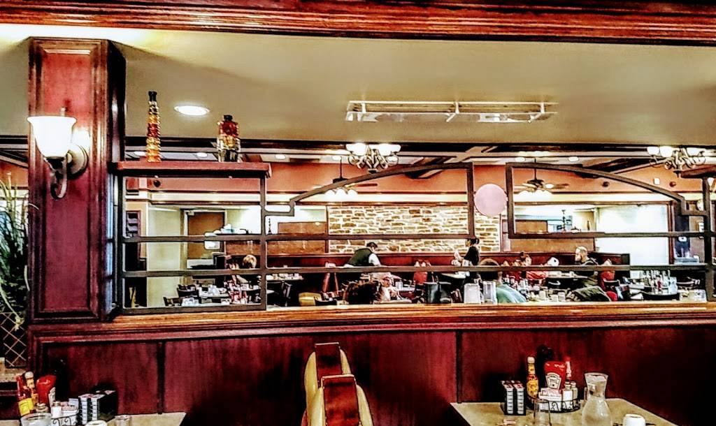 Sophias House of Pancakes | restaurant | 9344 Indianapolis Blvd, Highland, IN 46322, USA | 2199244955 OR +1 219-924-4955