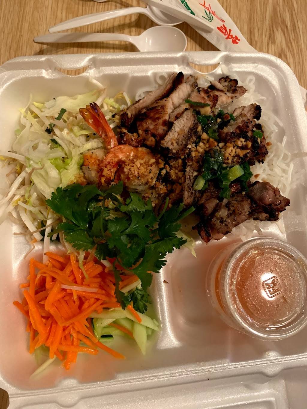 Pho Cowboys | restaurant | 810 N Central Expy #116, Plano, TX 75074, USA | 9724231887 OR +1 972-423-1887