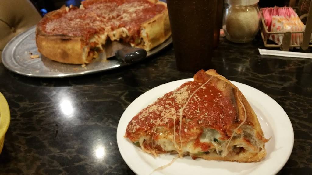 Giuseppis Pizza & Italian Restaurant | restaurant | 950 Halsted Rd, Rockford, IL 61103, USA | 8158773029 OR +1 815-877-3029