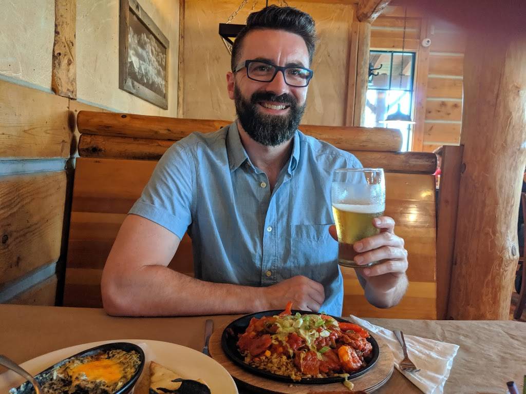 Harveys | restaurant | 150 Earl Grey Dr, Kanata, ON K2T 1B6, Canada | 6135991336 OR +1 613-599-1336