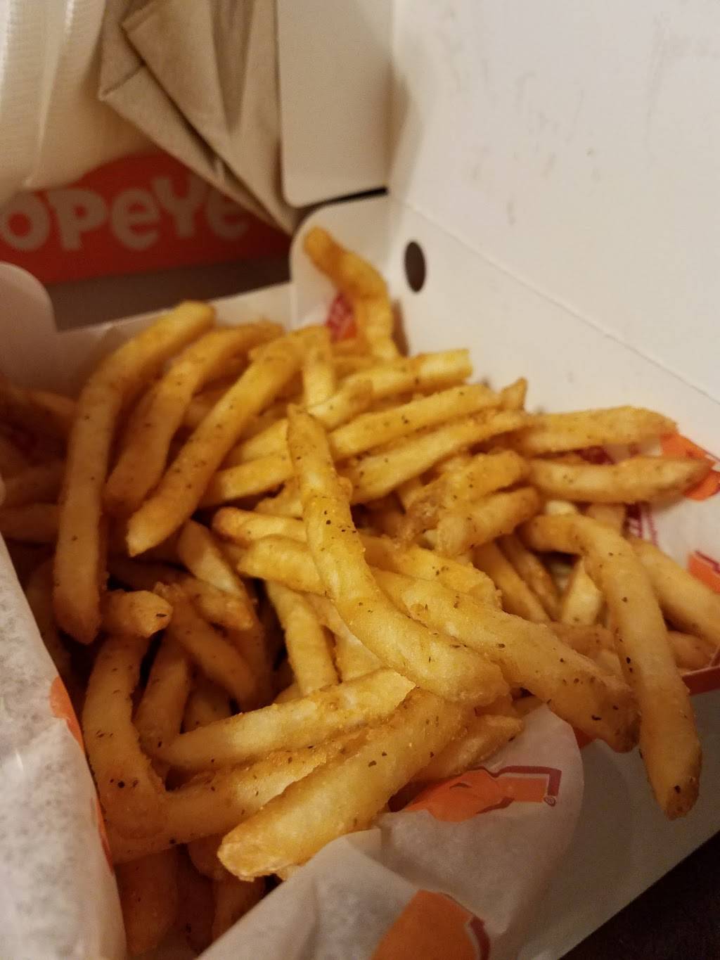 Popeyes Louisiana Kitchen | restaurant | 1999 E Pecos Rd, Gilbert, AZ 85295, USA | 4809631056 OR +1 480-963-1056