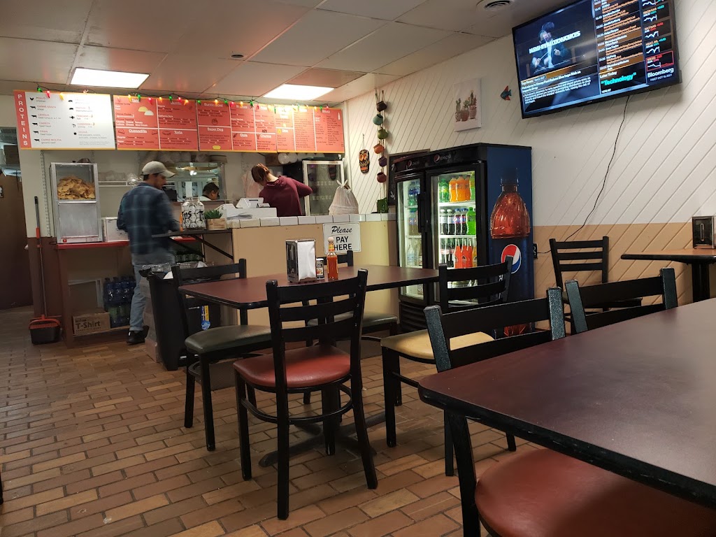 Super Street Tacos | restaurant | 1800 State St, La Crosse, WI 54601, USA | 6086151084 OR +1 608-615-1084