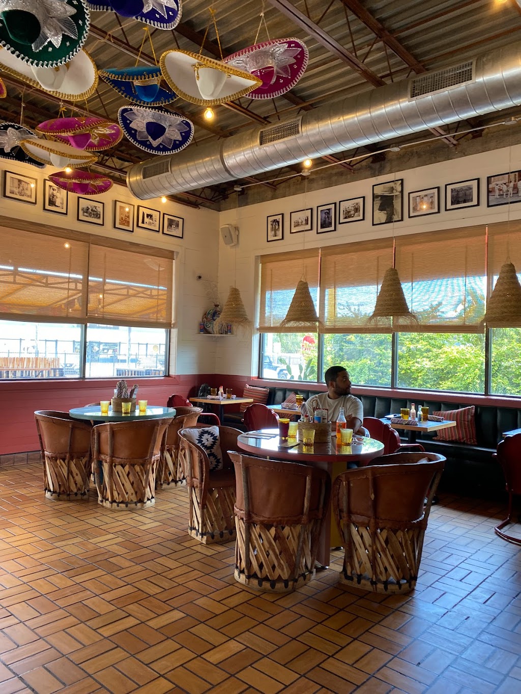 Tacos vs Burritos Cantina | restaurant | 650 NE 79th St, Miami, FL 33138, USA | 3056038365 OR +1 305-603-8365