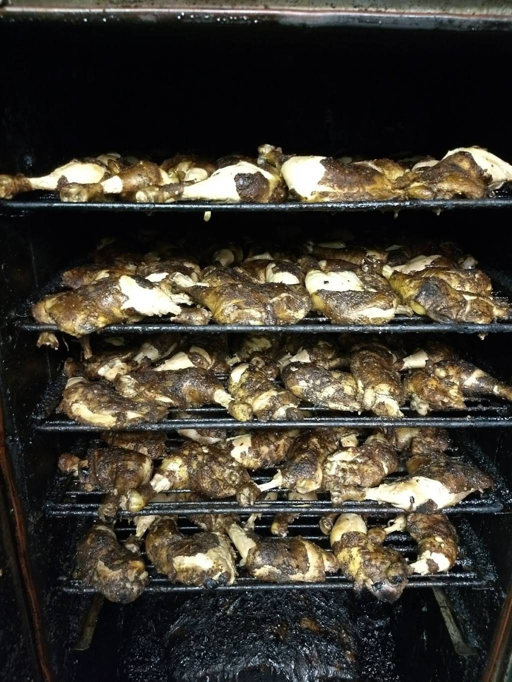 Zebs Barbeque | restaurant | 51 Potomac St, Ridgeley, WV 26753, USA | 3047384001 OR +1 304-738-4001