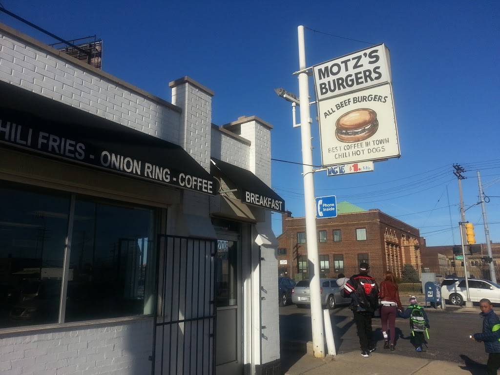 MOTZS Burgers | restaurant | 7208 W Fort St, Detroit, MI 48209, USA | 3138439186 OR +1 313-843-9186
