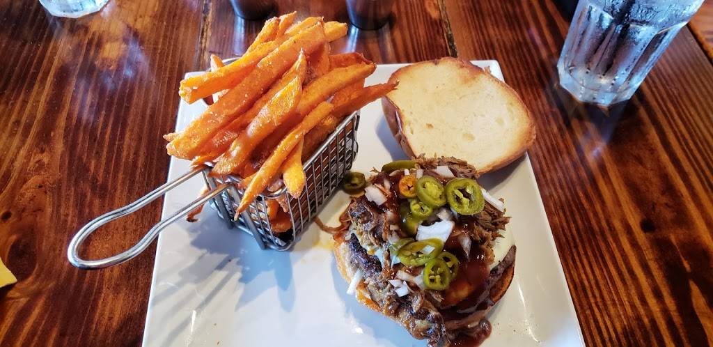 Urban American Kitchen | restaurant | 14008 Memorial Dr F, Houston, TX 77079, USA | 2815317550 OR +1 281-531-7550