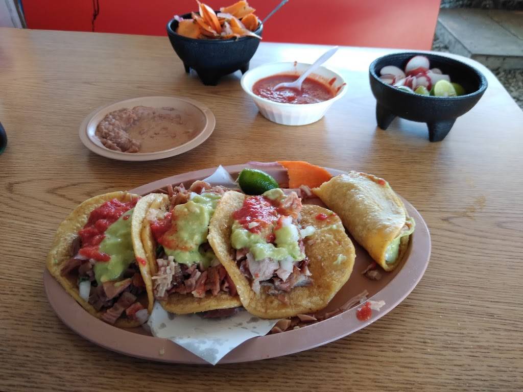 Carnitas Avalos | restaurant | Calle José Haros Aguilar 1486, Constitución (Ampl. Constitución), 22710 Rosarito, B.C., Mexico | 016611080379 OR +52 661 108 0379