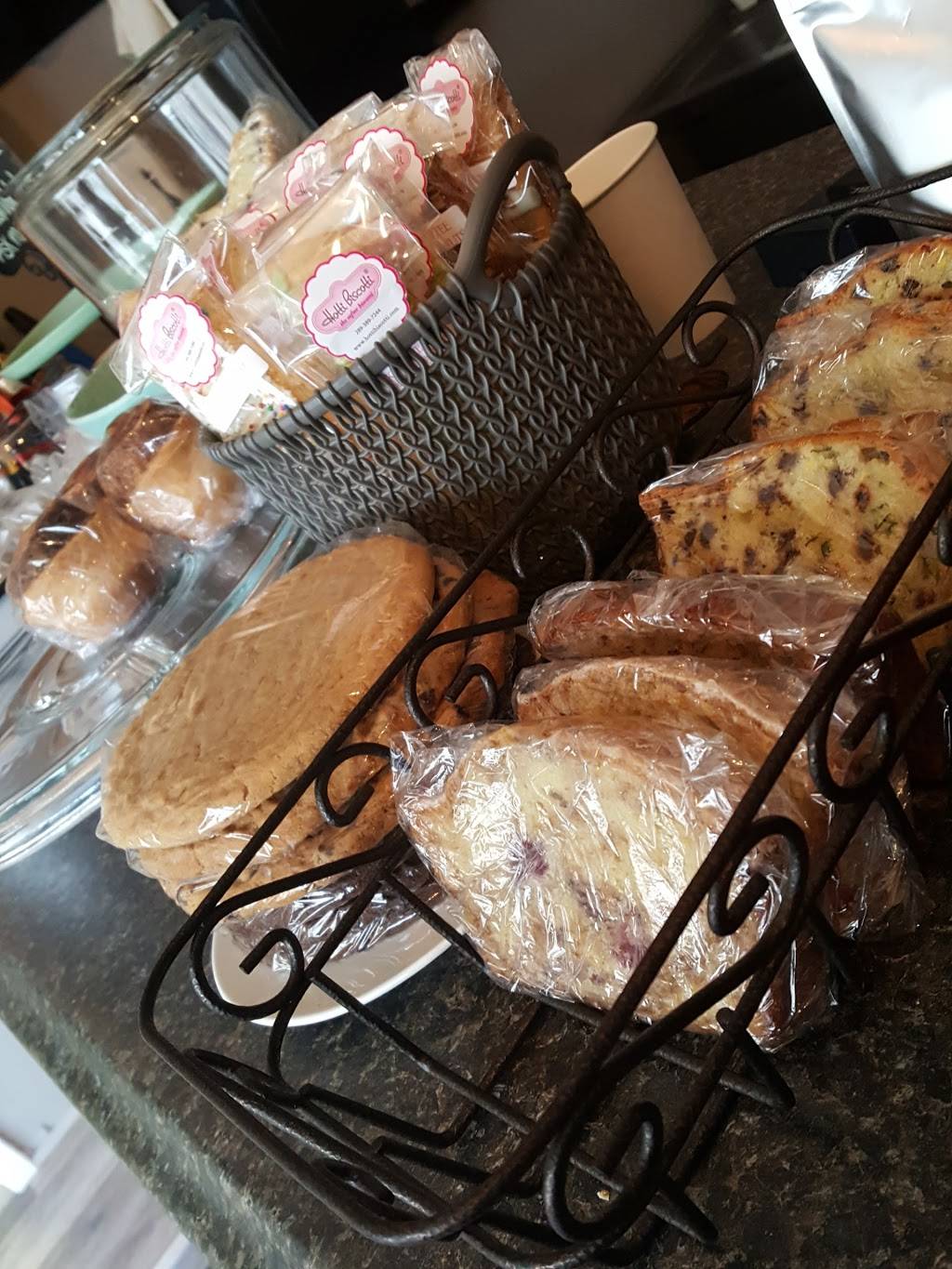 Beantown Coffee | restaurant | 9 Reeve St, Woodstock, ON N4S 3G1, Canada | 5195377171 OR +1 519-537-7171