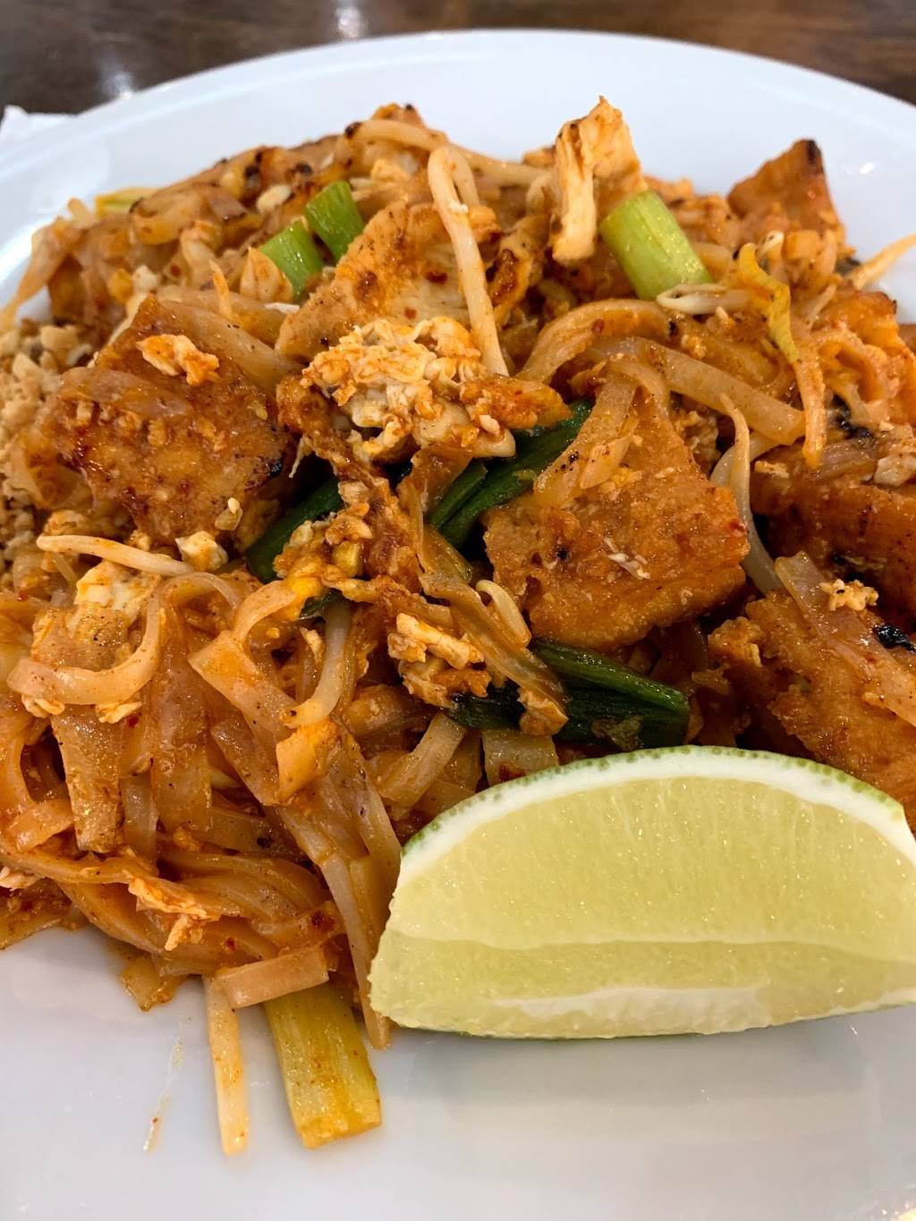 Thai E San Restaurant | restaurant | 7447 N MacArthur Blvd, Irving, TX 75063, USA | 9729108846 OR +1 972-910-8846