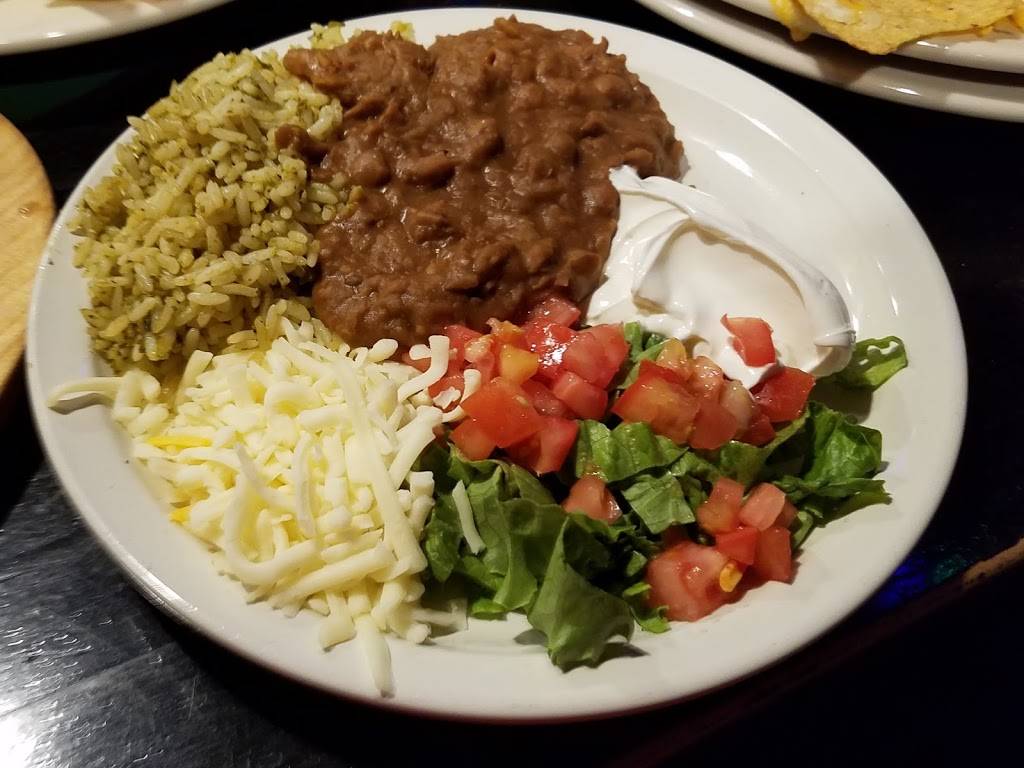 Nacho Mamas Canton | restaurant | 2907 ODonnell St, Baltimore, MD 21224, USA | 4106750898 OR +1 410-675-0898