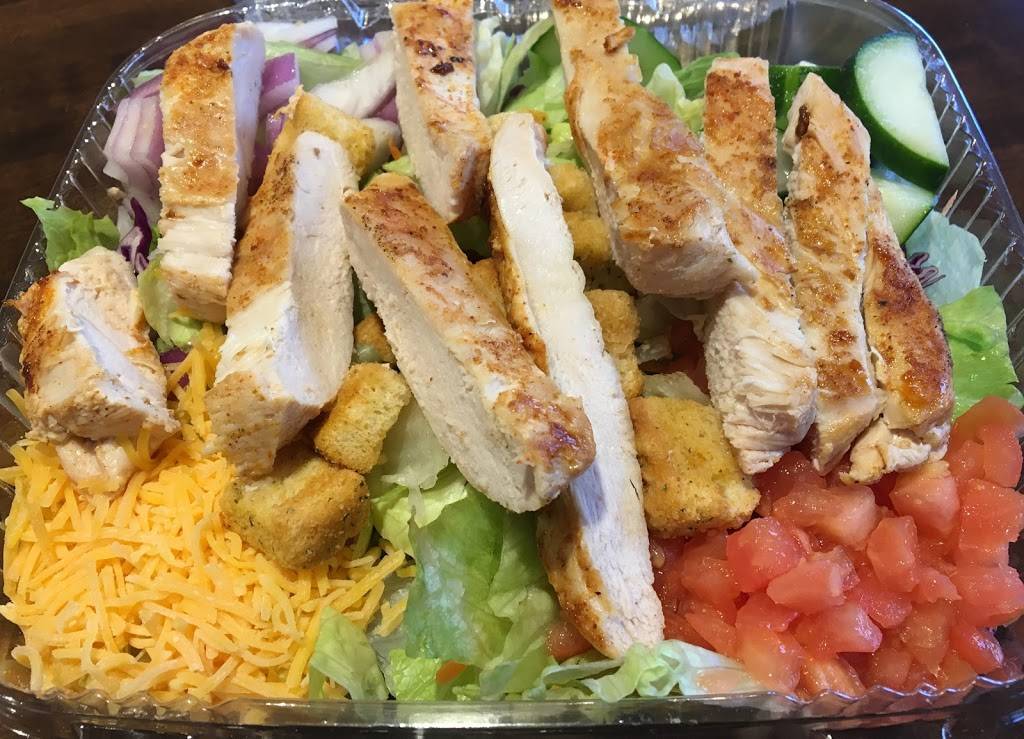 Mamas Chicken Kitchen | restaurant | 1244 East Pkwy, Gatlinburg, TN 37738, USA | 8654121333 OR +1 865-412-1333