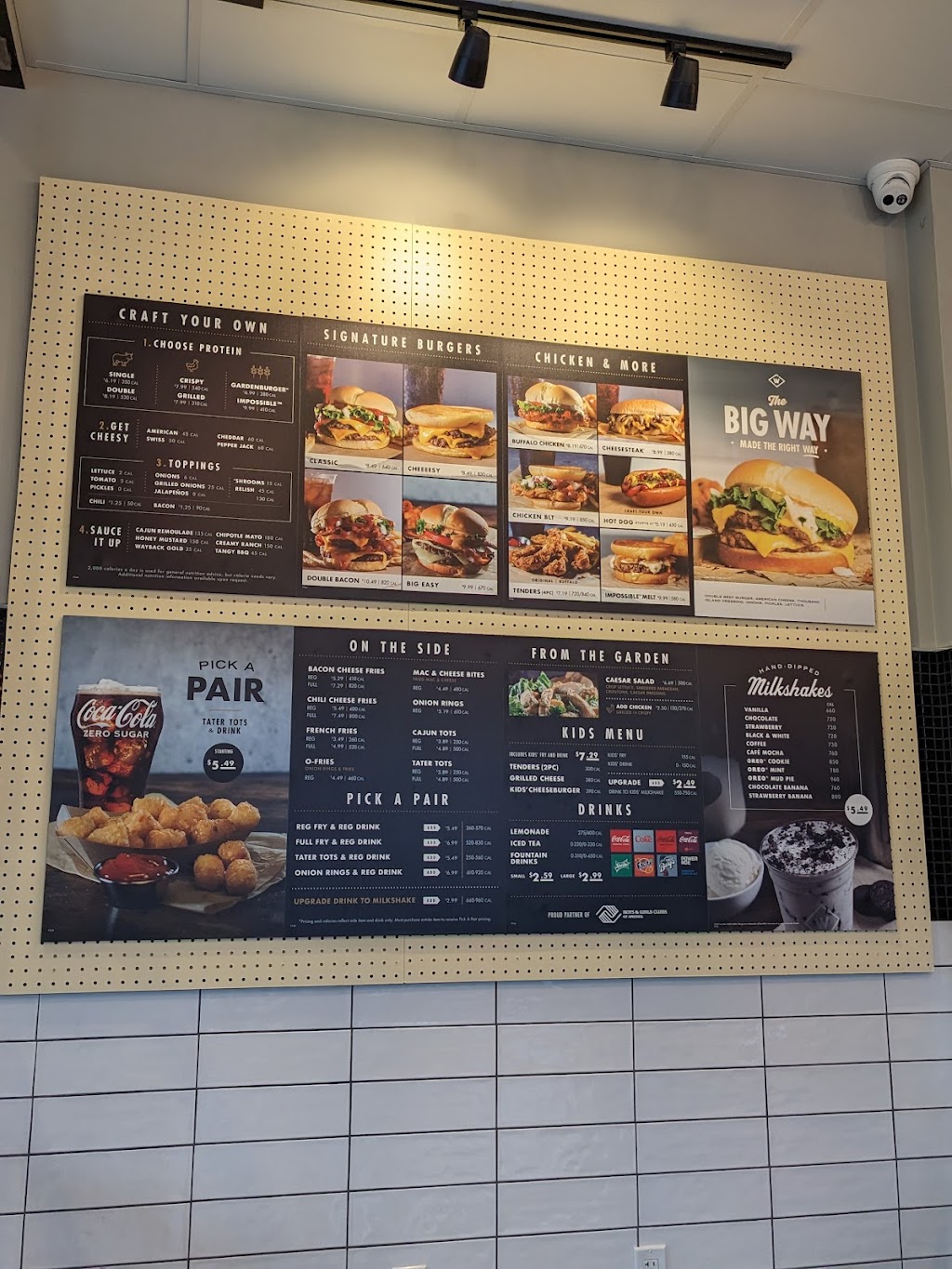 Wayback Burgers | restaurant | 5585 Hamilton Blvd, Allentown, PA 18106, USA | 4842746348 OR +1 484-274-6348