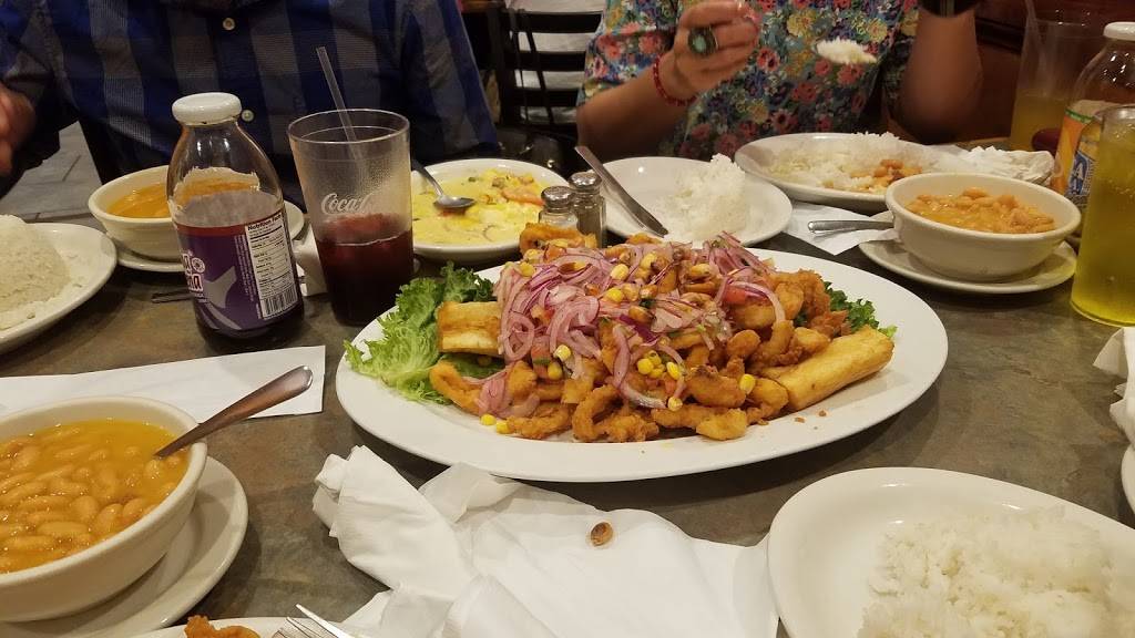 Pollos El Chevere | restaurant | 228 Washington Pl, Passaic, NJ 07055, USA | 9732496330 OR +1 973-249-6330