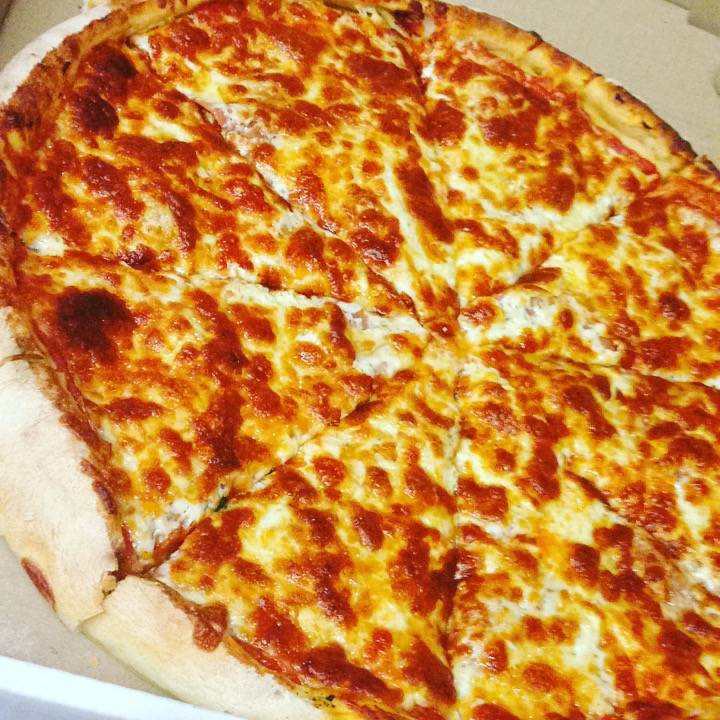 MJ.M.D. Pizza de Luigi Pizza | restaurant | 241 Chemin Old Chelsea, Chelsea, QC J9B 1J3, Canada | 8198272882 OR +1 819-827-2882
