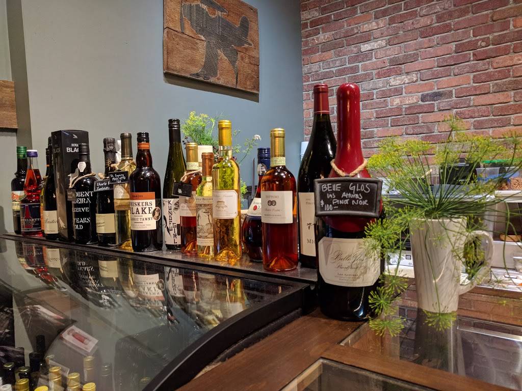 Feast Market & Cellar | restaurant | 407 W Patterson Dr, Bloomington, IN 47403, USA | 8122878615 OR +1 812-287-8615