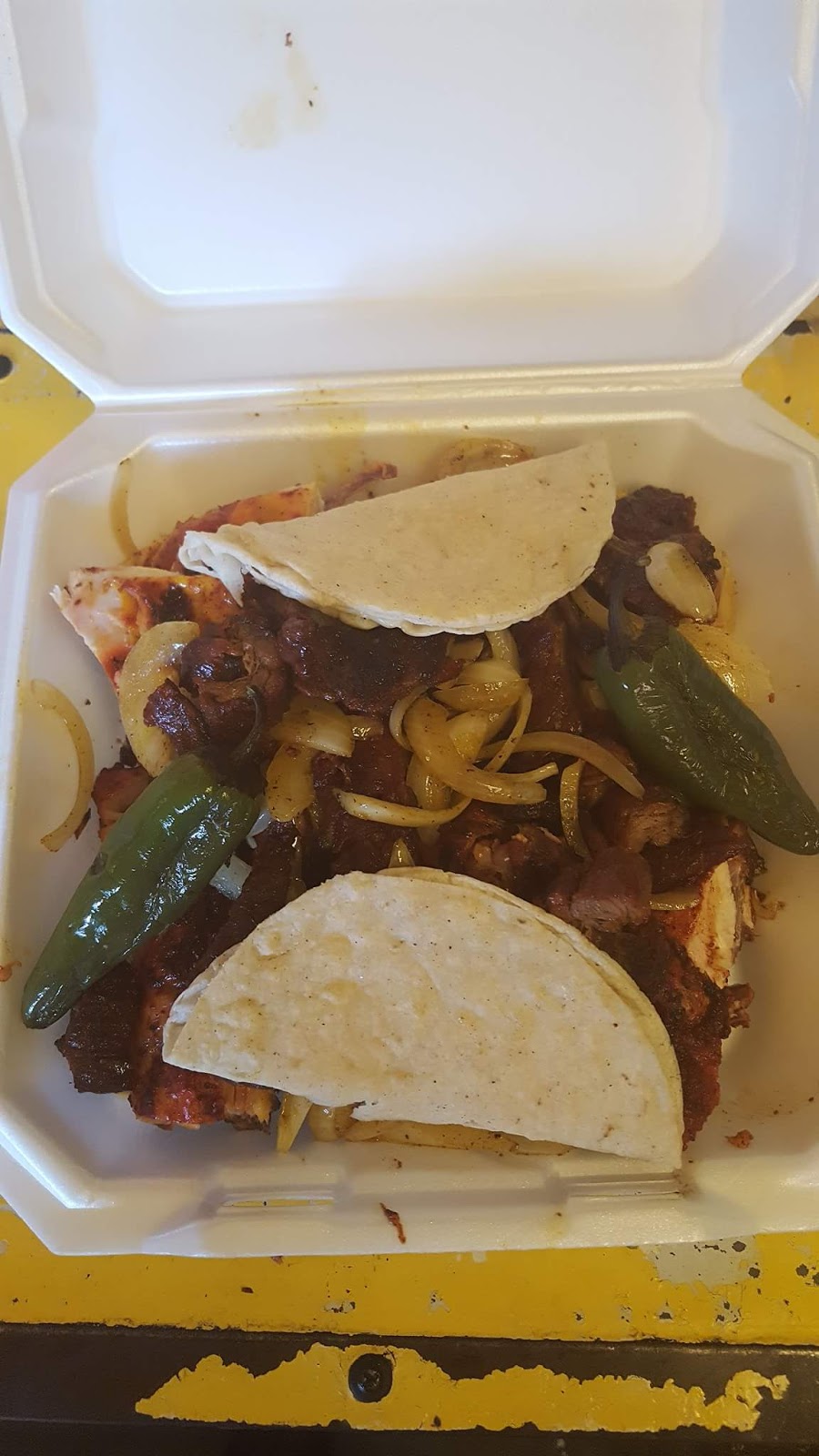 Pollos Asados La Choca | restaurant | 17545 N Farm To Market 88, Elsa, TX 78543, USA | 9563697645 OR +1 956-369-7645