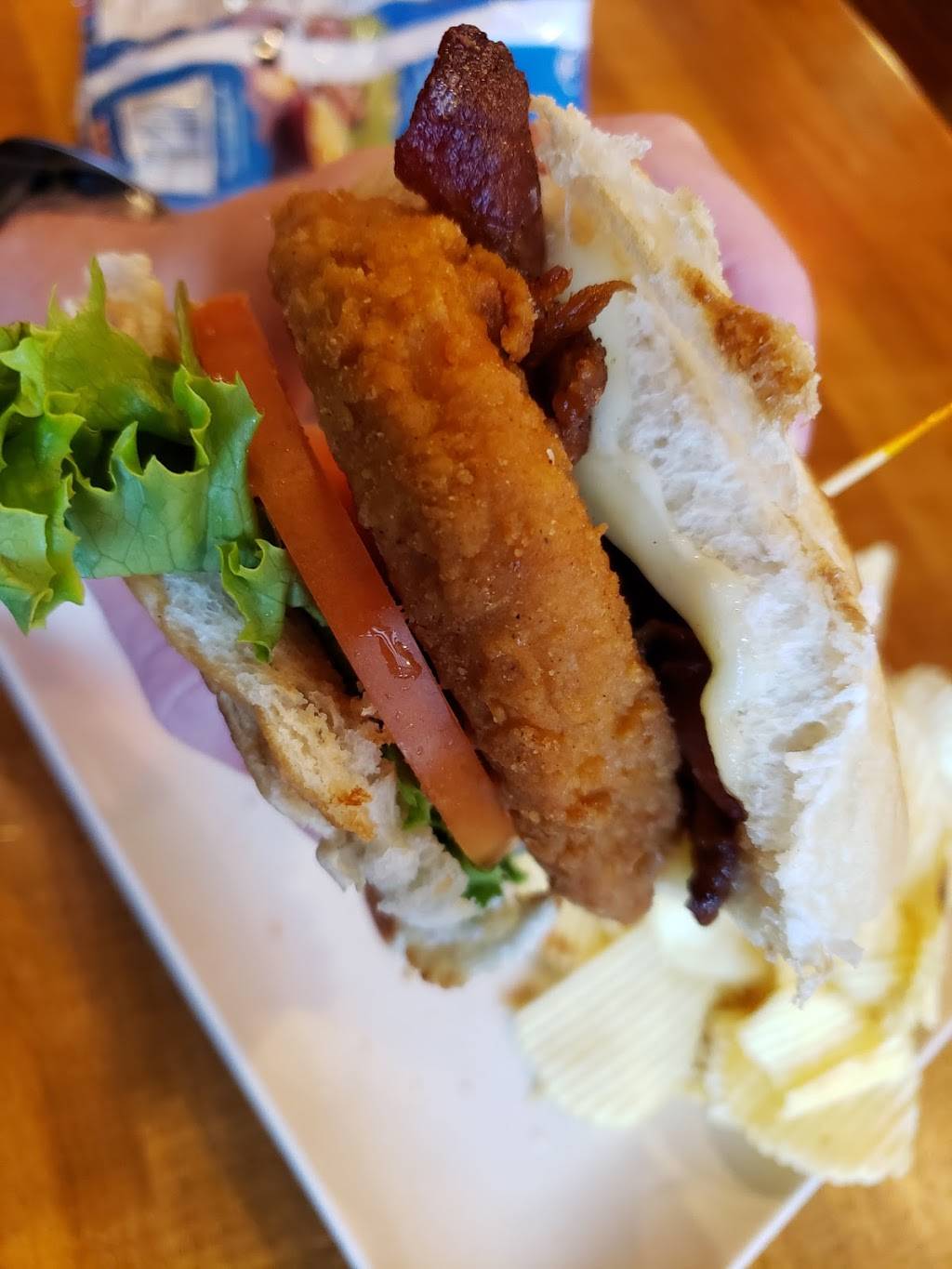 Macados | restaurant | 3744 Candlers Mountain Rd, Lynchburg, VA 24502, USA | 4348456464 OR +1 434-845-6464