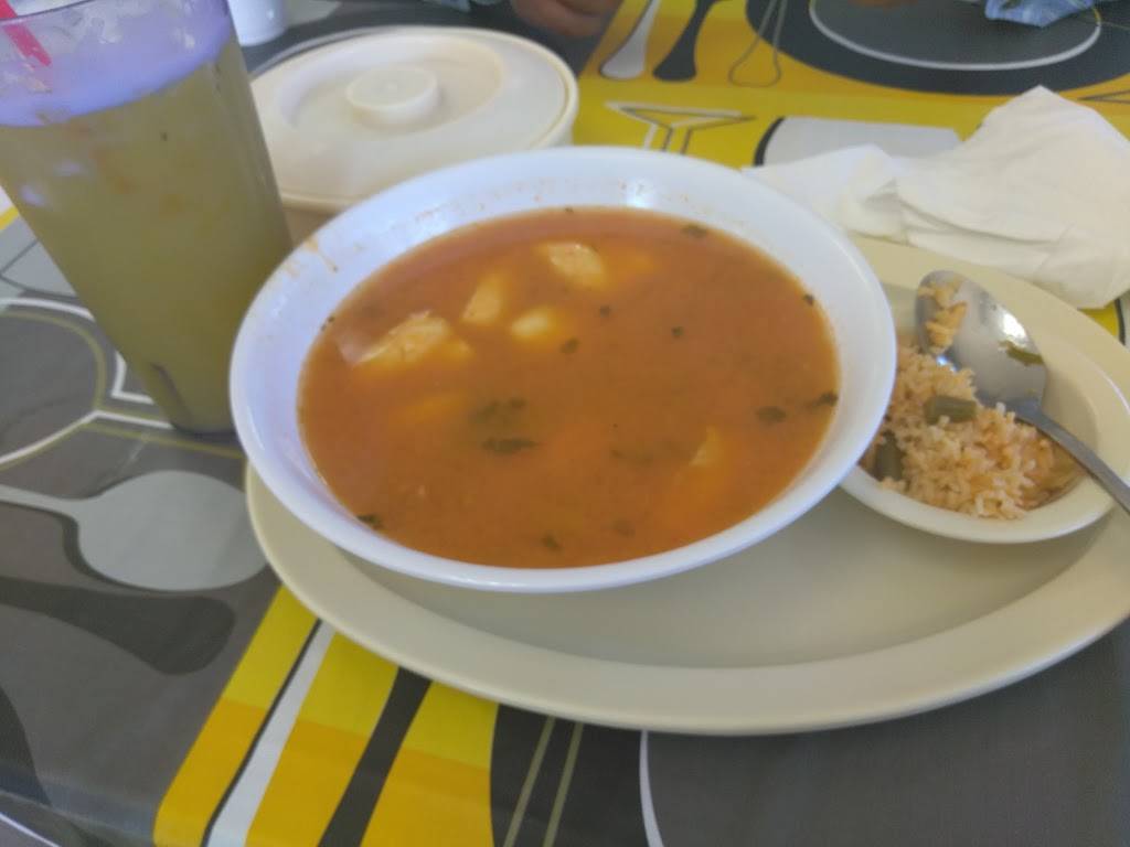 Las güeras Restaurant | restaurant | 3334 Irving Blvd, Dallas, TX 75247, USA | 2146780371 OR +1 214-678-0371