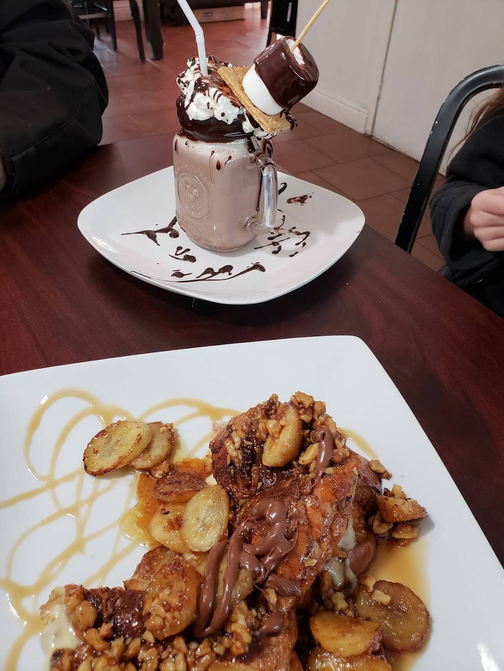 BESITOS Fine Cuisine | restaurant | 216 W Yosemite Ave, Manteca, CA 95336, USA | 2097075801 OR +1 209-707-5801