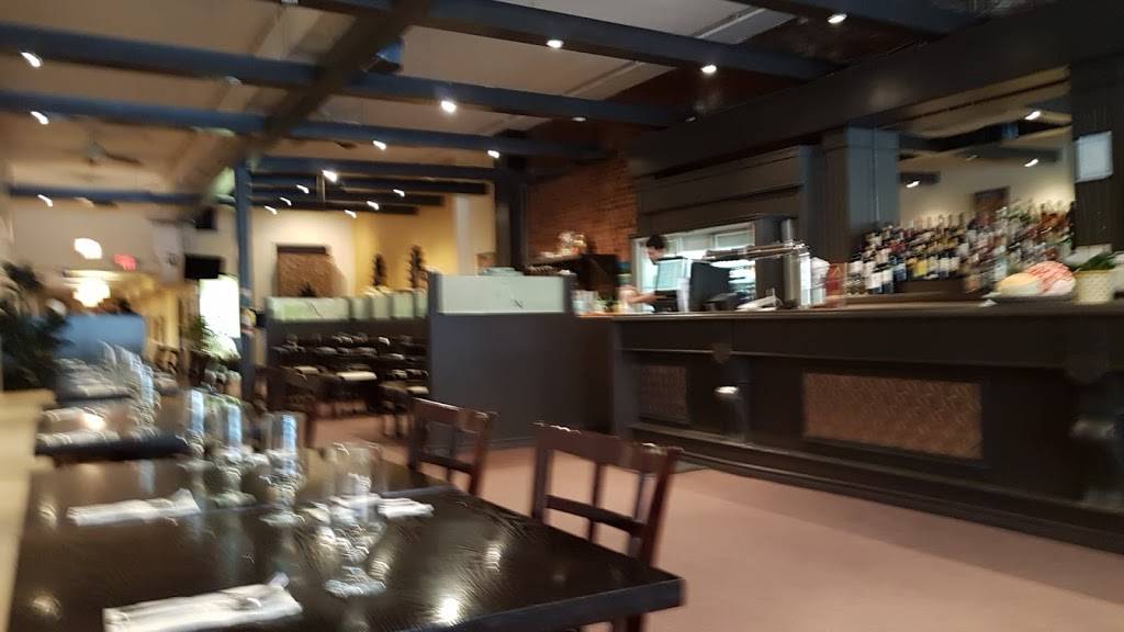 Thai House Cuisine | restaurant | 230 Front St, Belleville, ON K8N 2Z2, Canada | 6139667888 OR +1 613-966-7888